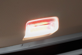 BRASSEN LEDカーテシランプ タイプR（点灯図）