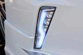 BRASSEN フロントバンパーLEDウインカー（デイライト点灯図）